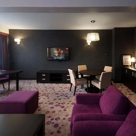 Park Hotel 4*